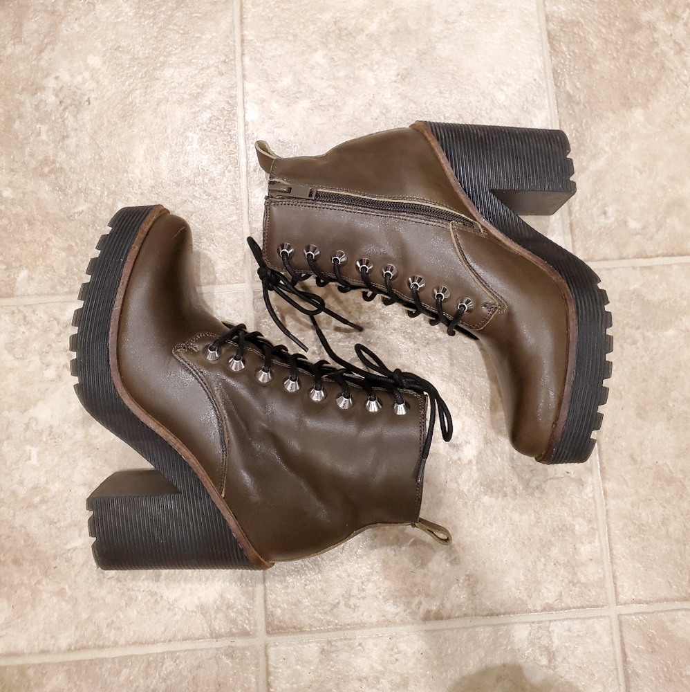 Aldo combat boots